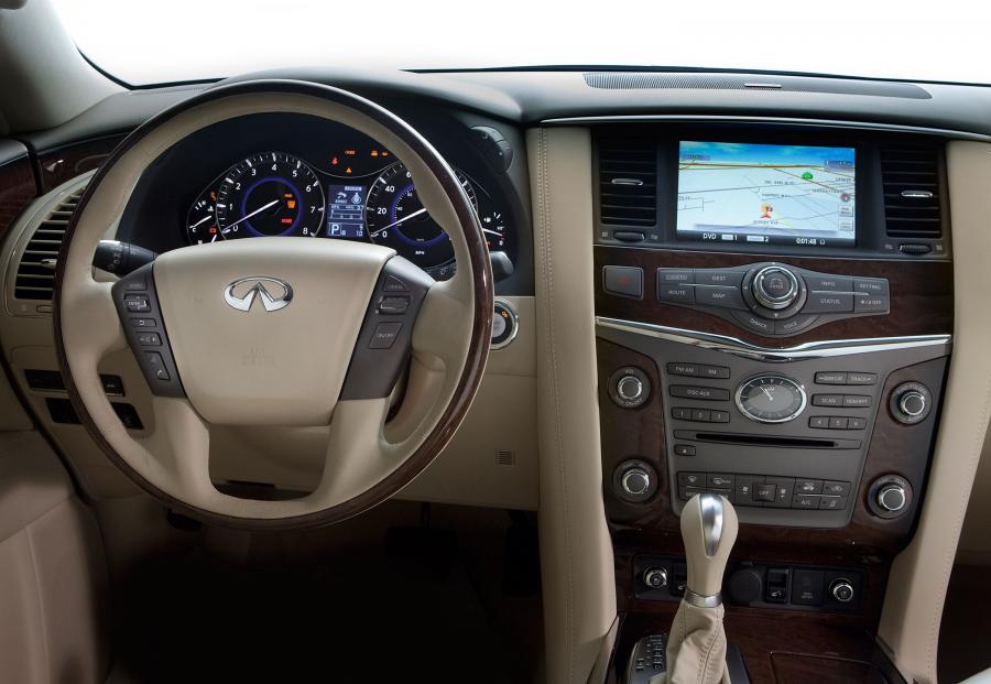  Infiniti QX56 2011 года  (фото 15 из 74)